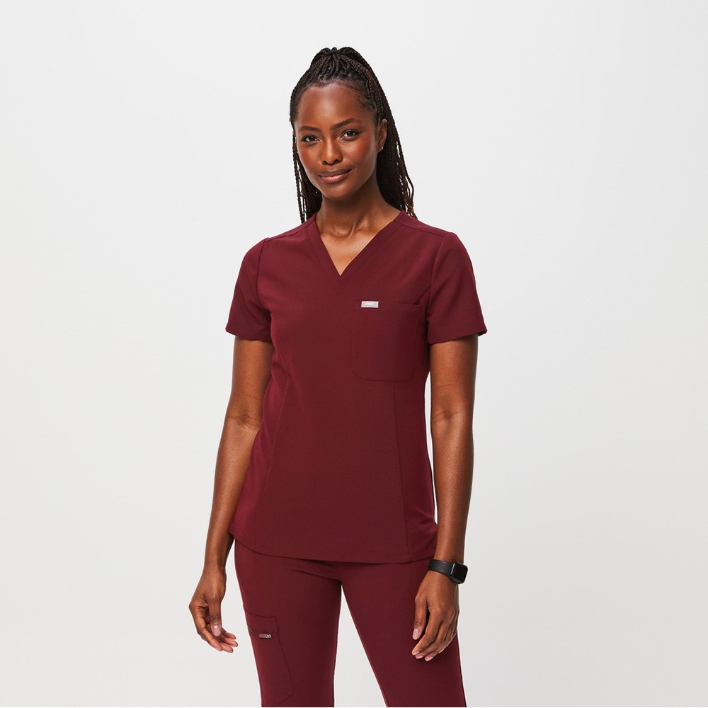 Figs Burgundy XS SET: Slim Catarina Top, Kade Cargo Pants